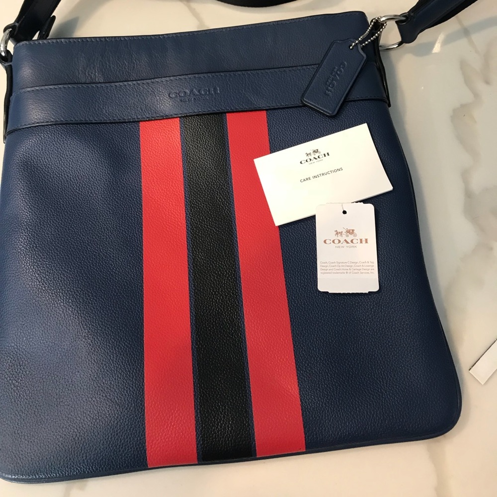 Coach Crossbody Authentic